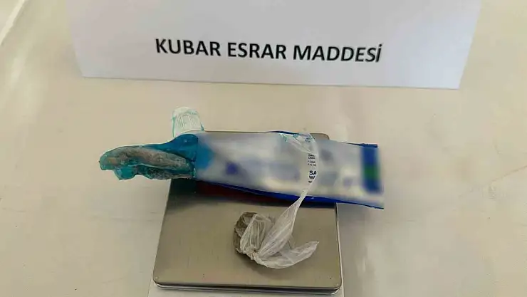Elazığ'da diş macunu tüpünden esrar çıktı