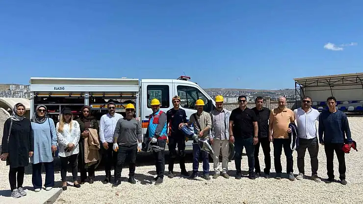 Elazığ'da enkazda arama ve kurtarma eğitimi sürüyor