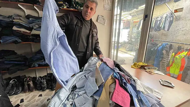 Elazığ'da ölen kişilerin kıyafetlerinin satıldığı mağazada sezon hazırlığı