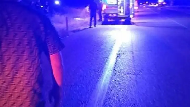 Elazığ'da otomobil devrildi: 2 ölü, 2 yaralı