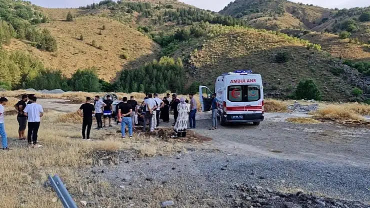 Elazığ'da otomobil takla attı: 2'si ağır 5 yaralı