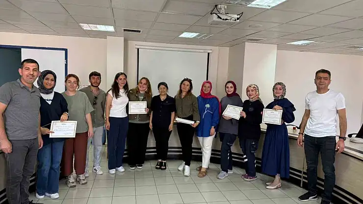 Elazığ'da sağlık hizmetleri istasyonlarına teşekkür belgesi