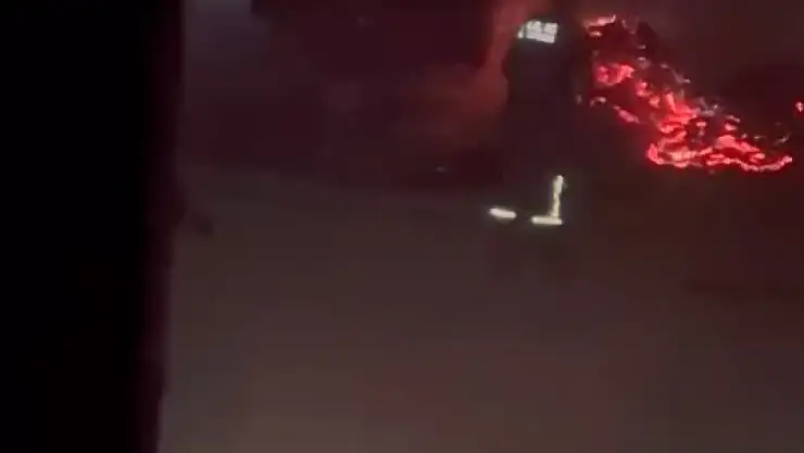 Elazığ'da samanlar alevlere teslim oldu