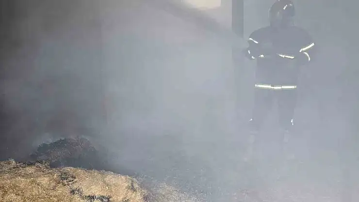 Elazığ'da samanlık yangını