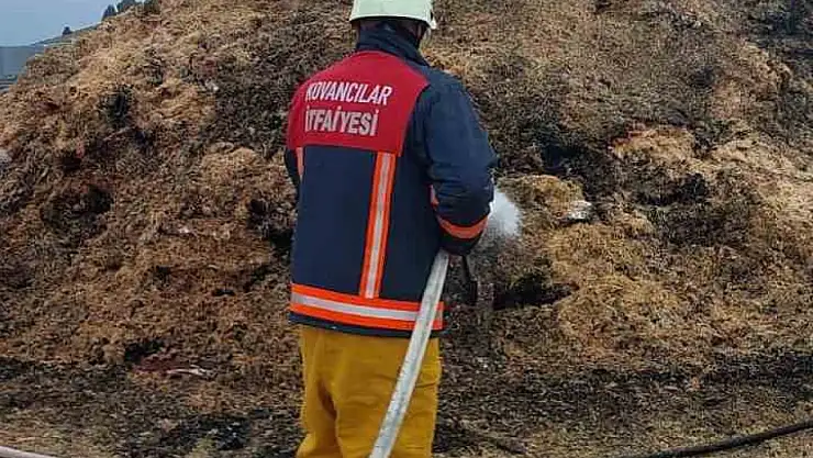 Elazığ'da samanlıkta korkutan yangın