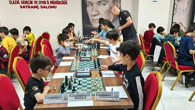 Elazığ'da satranç heyecanı devam ediyor