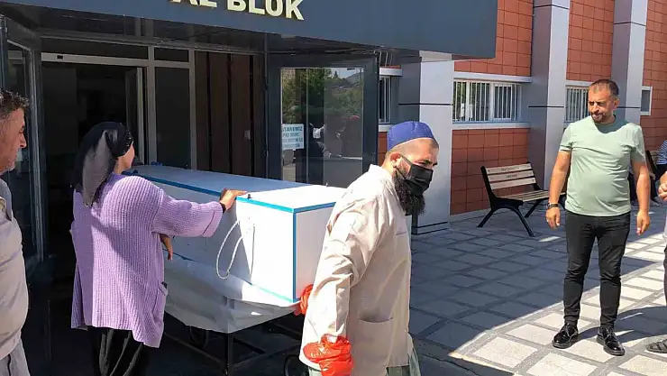 Elazığ'da tedavi gören şahıs, KKKA şüphesi ile hayatını kaybetti