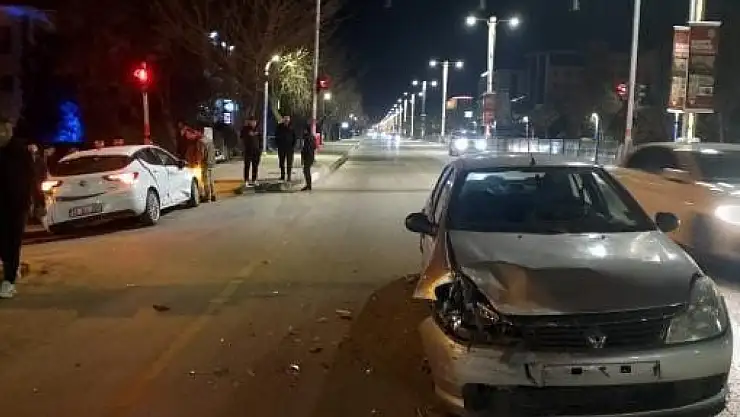 Elazığ'da trafik kazası 2 yaralı