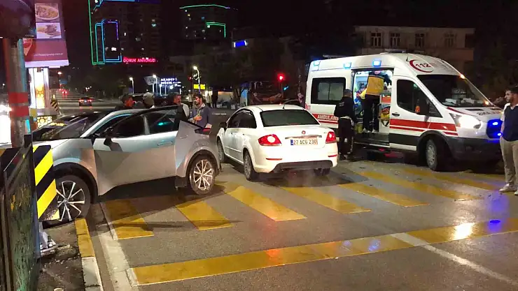 Elazığ'da trafik kazası: 2 yaralı