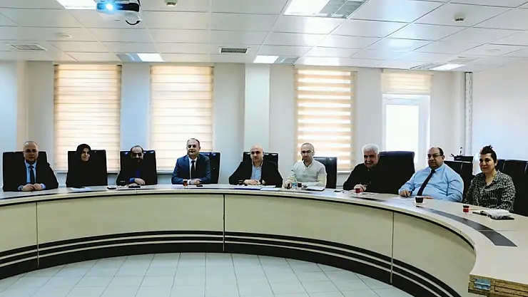 Elazığ'da yapımı devam eden sağlık yatırımları görüşüldü