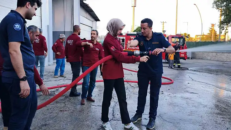 Elazığ itfaiyesinden HARKUT'a yönelik yangın eğitimi