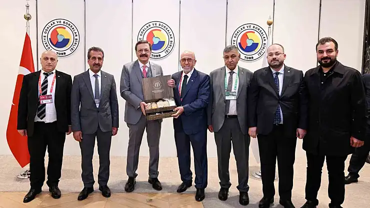Elazığ Ticaret Borsası yönetimi, TOBB 81'inci Genel Kuruluna katıldı