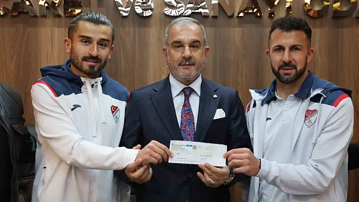 Elazığ TSO'dan Elazığspor'a 10 milyon liralık çek