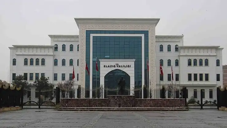 Elazığ Valiliği'nden yangın açıklaması