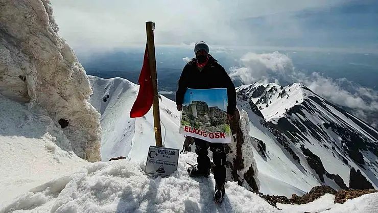 Elazığlı sporcu Erciyes Dağı'na tırmandı