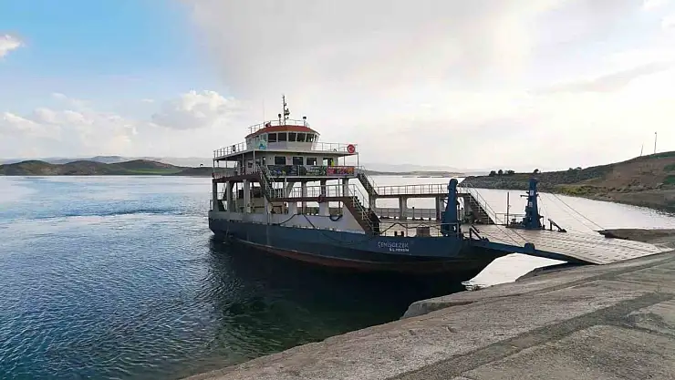 Feribot seferlerinde yaz saati uygulaması başlıyor