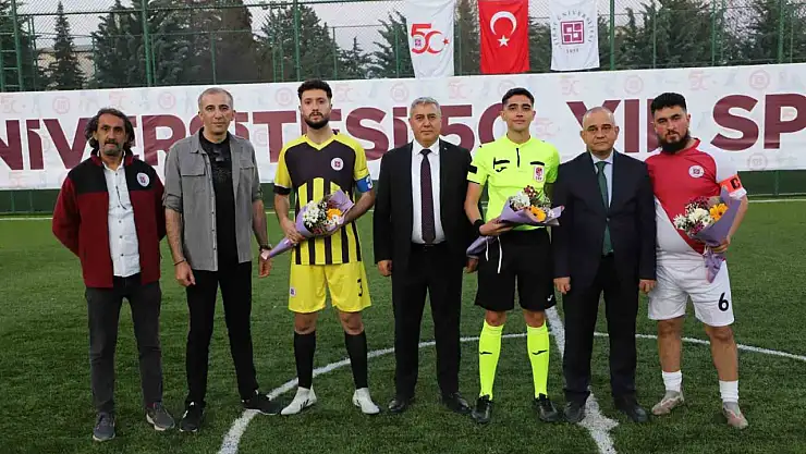 FÜ'de 50. yıl spor şenlikleri başladı