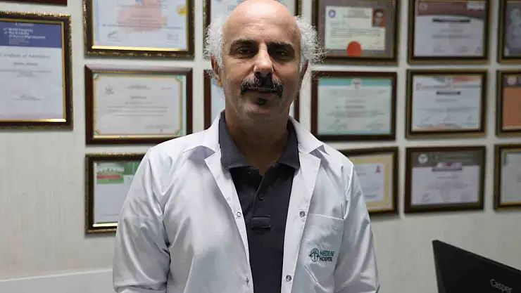 Kadın Hastalıkları ve Doğum Uzmanı Diribaş: 'Yaz dönemlerinde gebelerin su tüketimini yaklaşık 2 kat arttırmalarını öneriyoruz'