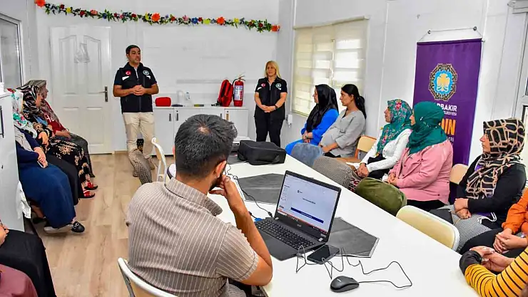 Kadınlara afetlere karşı farkındalık eğitimi verildi