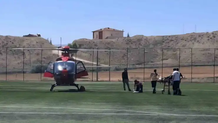 Kalp krizi geçiren hasta hava ambulansı ile Malatya'ya sevk edildi