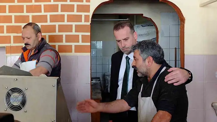 Karademir: 'Gündüzbey meydanı bir an önce yapılmalı, üretici yalnız bırakılmamalı'