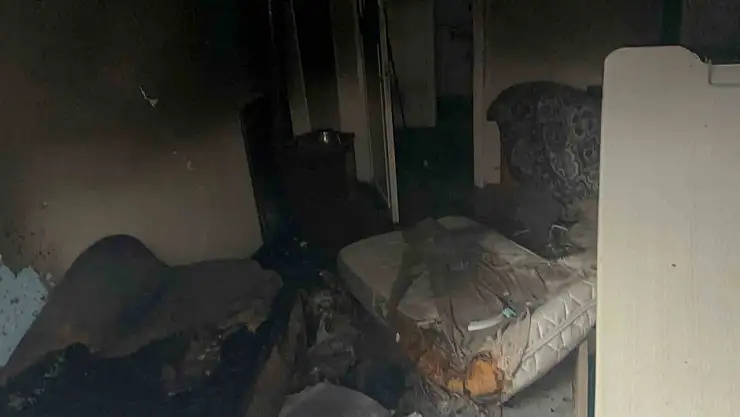 Kiracı evi ateş verdi, 70 yaşındaki ev sahibi gözyaşlarına hakim olamadı