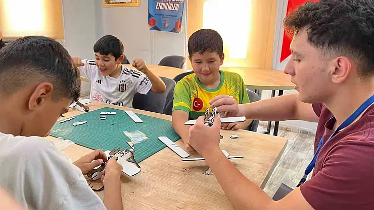 Konteyner kentlerde 'Bilim ve Teknoloji Etkinlikleri' projesi tamamlandı