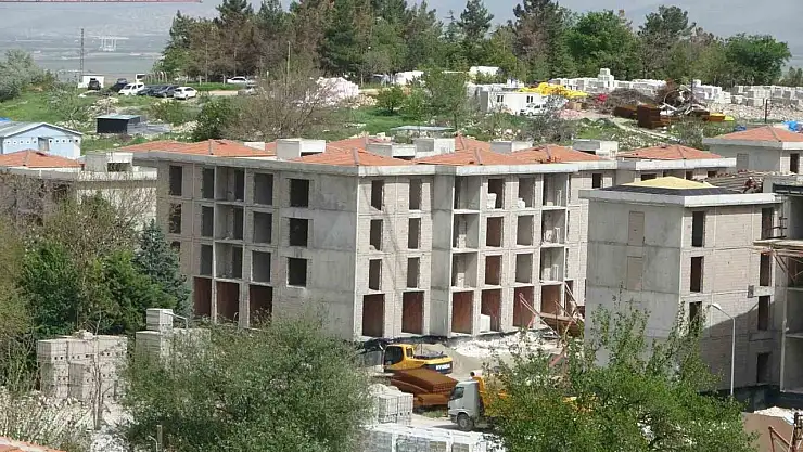 Malatya Akçadağ'da inşa çalışmaları rekor hızla sürüyor