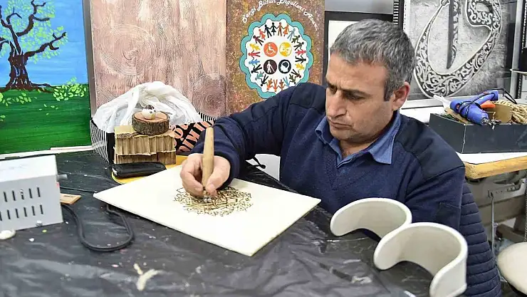 Malatya Büyükşehir Belediyesinden engelli bireylere yönelik resim kursu