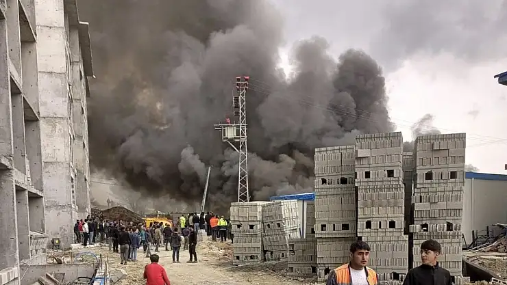 Malatya'da 150 işçinin kaldığı konteynerde korkutan yangın