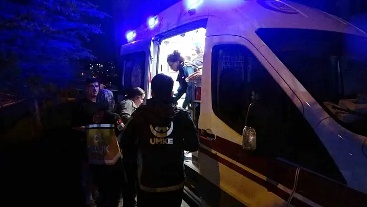 Malatya'da apartman yangını: 11 kişi dumandan etkilendi