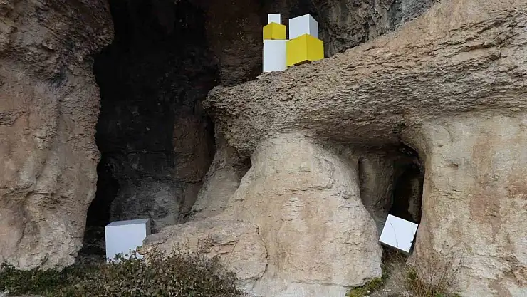 Malatya'da bin 500 rakımdaki mağaralarda çağdaş sanat sergisi