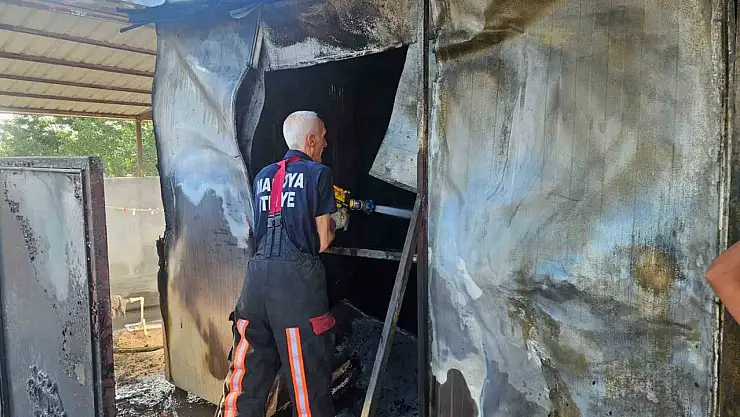 Malatya'da konteyner yangını