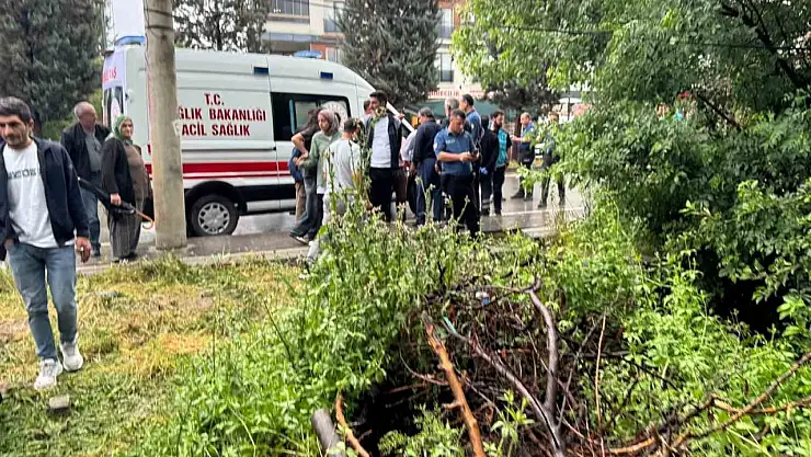 Malatya'da müstakil ev çöktü: 3 kişi yaralandı