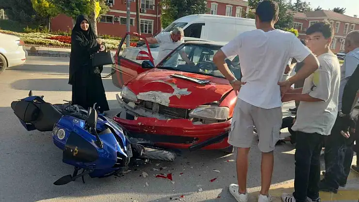 Malatya'da otomobil ile motosiklet çarpıştı: 1 yaralı