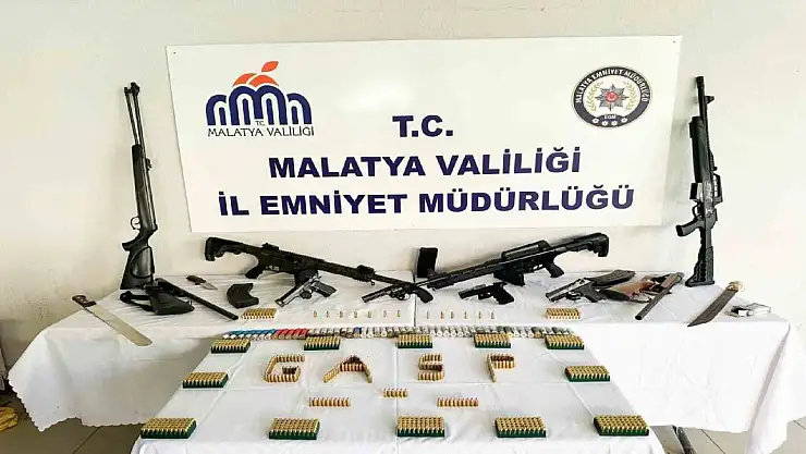 Malatya'da silah teşhiri yapan şüphelilere eş zamanlı operasyon: 29 gözaltı