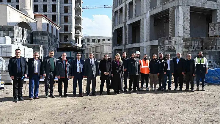 Malatya milletvekilleri, Çarşı Merkezi inşaatını yerinde inceledi