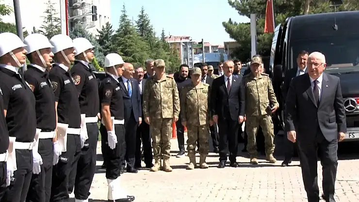 Milli Savunma Bakanı Güler Malatya'da