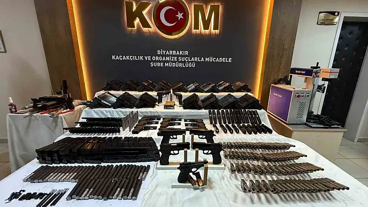 Oyuncakçı görünümündeki iş yerinden cephane çıktı: 4 gözaltı