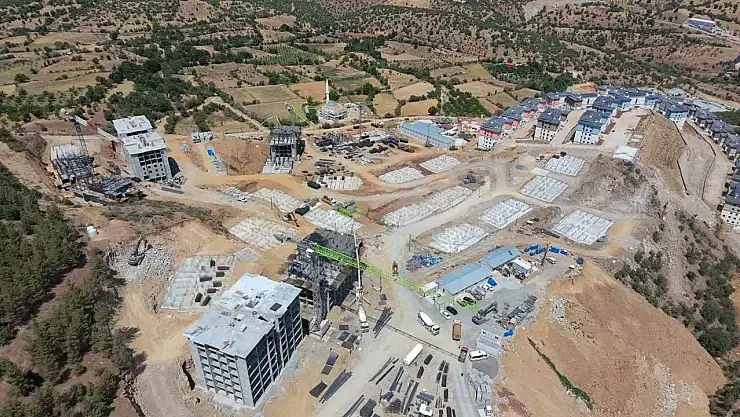 Pütürge'de 813 konutluk projenin ilk etabı tamamlandı