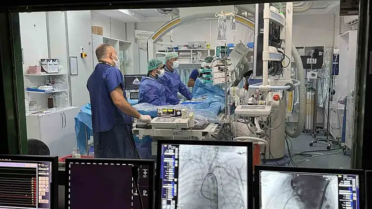 Ronya bebek cerrahi müdahaleye gerek kalmadan tedavi edildi