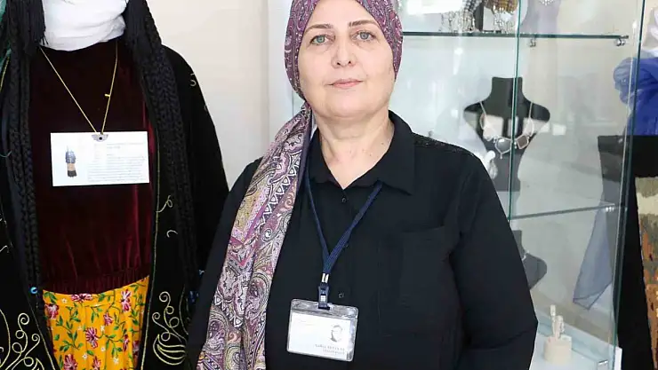 Sur'da el emeği göz nuru ürünler sergilenip satışa sunuluyor