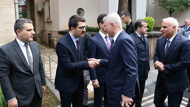 Ticaret Bakanı Bolat, Diyarbakır'da bir takım ziyaretlerde bulundu