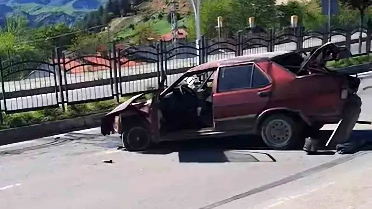 Tunceli'de araç takla attı: 1 yaralı