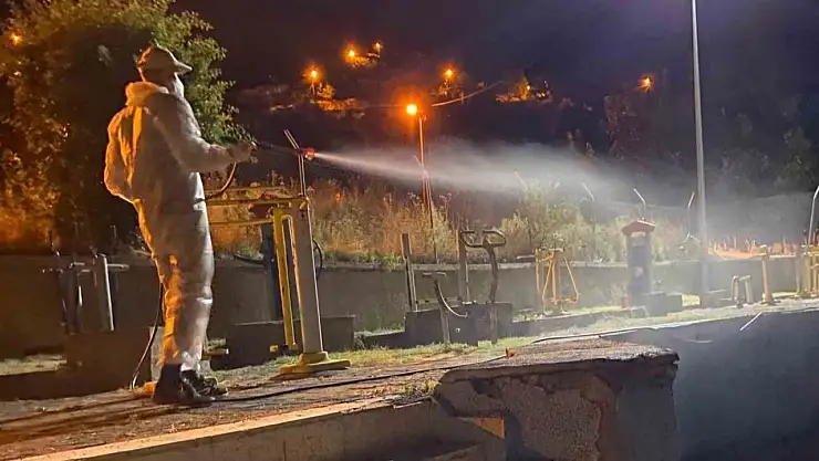 Tunceli'de kene ve zararlı parazitlere karşı etkin mücadele sürüyor