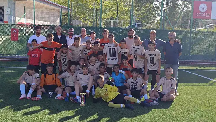 U13'te şampiyon Elazığ Yolspor