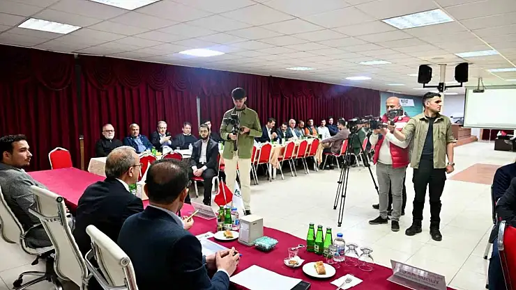 Vali Yavuz: 'Malatya'da 100 binden fazla bağımsız bölüm inşaatı sürüyor'