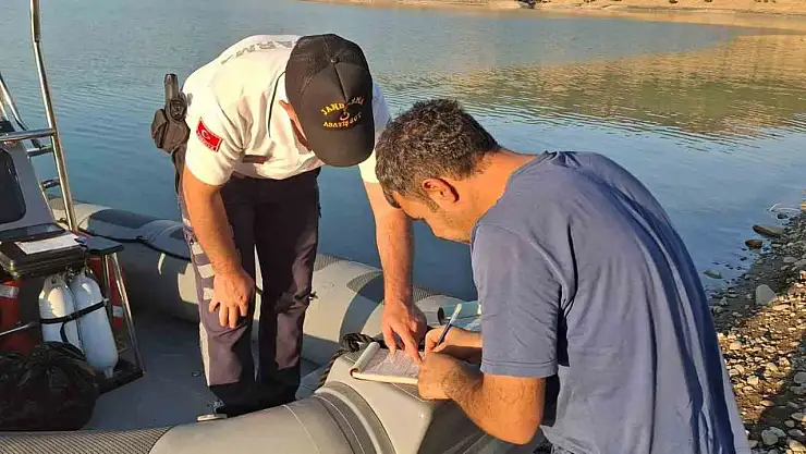 Yasak ağ ile balık tutan şahsa ceza