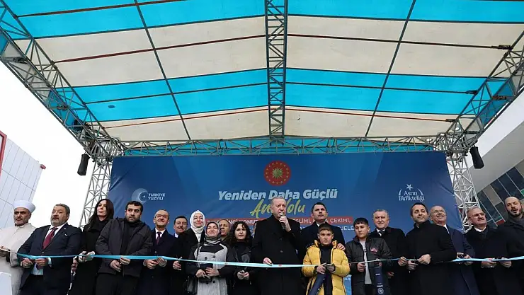 Yeşilyurt Belediyesi'nin yeni binası Cumhurbaşkanı Erdoğan tarafından açıldı