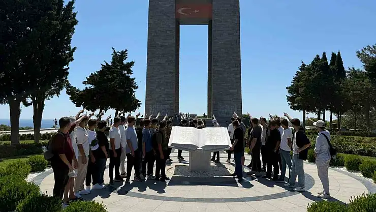 Yeşilyurt Genç Meclis Üyeleri Çanakkale'de tarihi mekanları inceledi